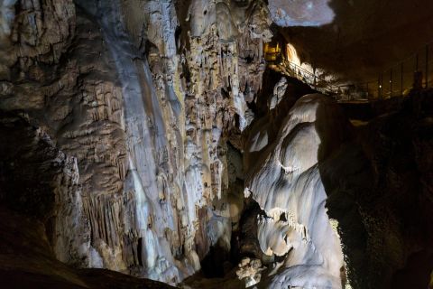 Печери пустоти в земній корі