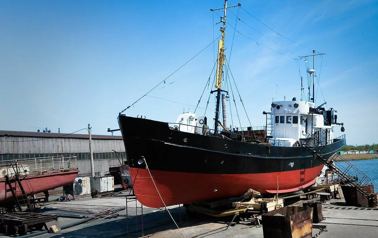 How are ships repaired: Dry dock